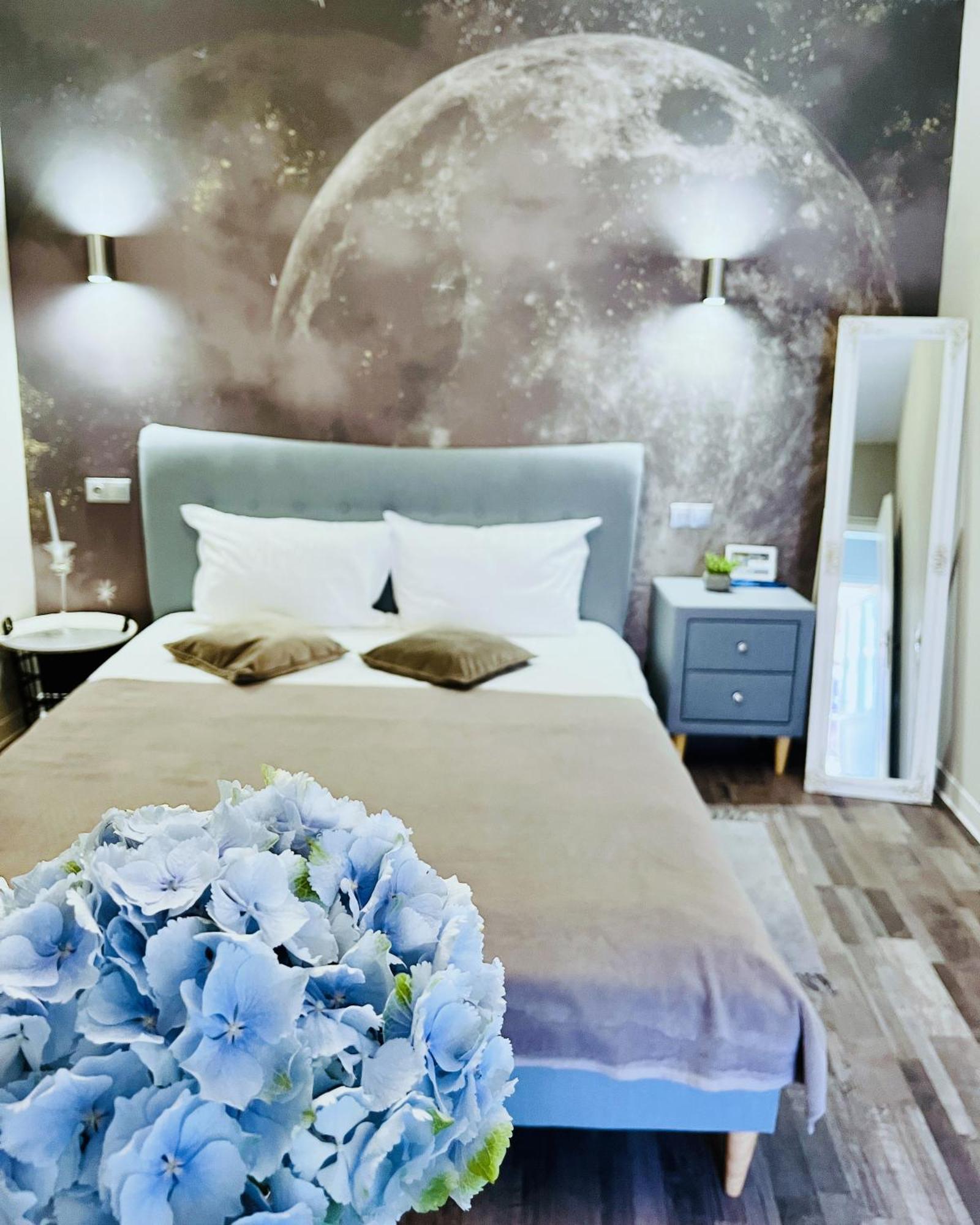Moon And Sun Apartments Sibiu Eksteriør billede